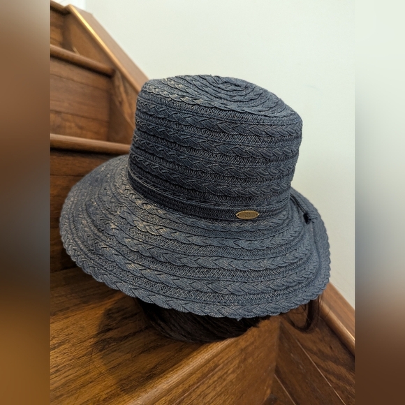 Vintage Liz Claiborne Navy Women's Formal Hat, church Hat, Derby Hat - Picture 6 of 11